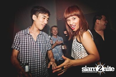 DJ CRAZY B in the Middle of the Room — photo 99