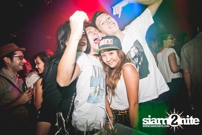 DJ CRAZY B in the Middle of the Room — photo 23