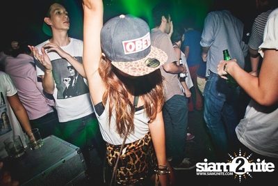 DJ CRAZY B in the Middle of the Room — photo 25