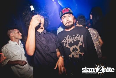 DJ CRAZY B in the Middle of the Room — photo 17