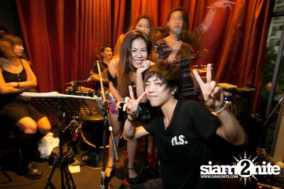 Thonglor Society pres. OPEN BAR PARTY — photo 12