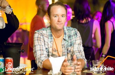 International DJ's Monthly Volume2: URBAN UNDERWORLD — photo 2