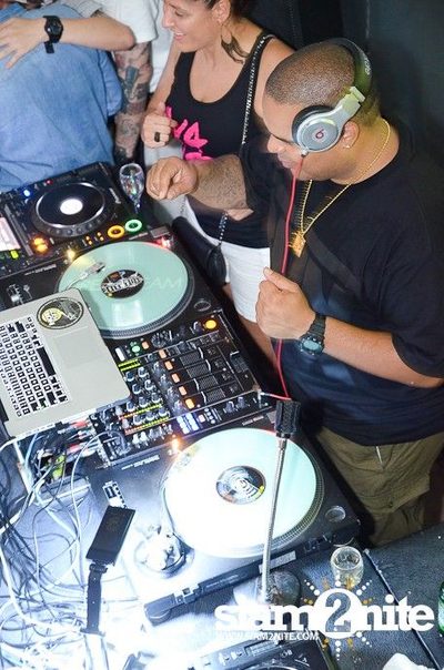 Bangkok Invaders vs DJ Enuff — photo 87
