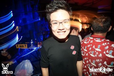 ONE NIGHT STAND-ING PARTY — photo 10
