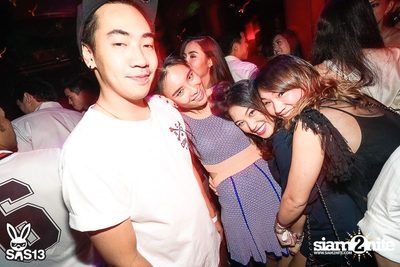 ONE NIGHT STAND-ING PARTY — photo 122