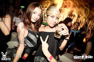 ONE NIGHT STAND-ING PARTY — photo 14