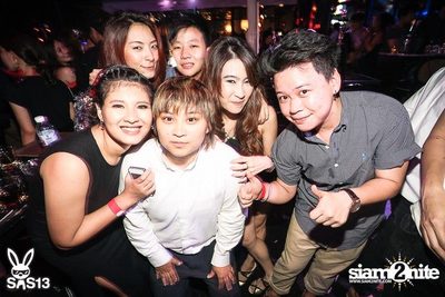 ONE NIGHT STAND-ING PARTY — photo 158