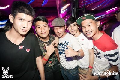 ONE NIGHT STAND-ING PARTY — photo 12