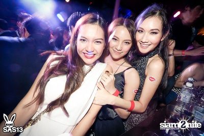 ONE NIGHT STAND-ING PARTY — photo 41