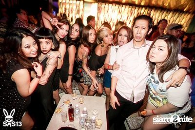 ONE NIGHT STAND-ING PARTY — photo 15
