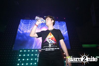 NEXT GET HIGH — photo 22