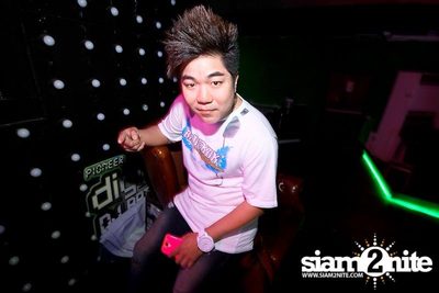 NEXT GET HIGH — photo 6