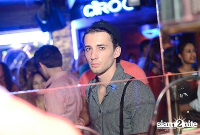 MODELO QORNER — photo 59