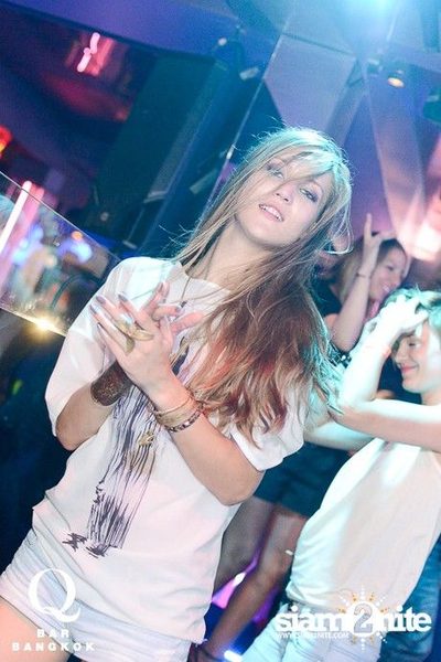 MODELO QORNER — photo 128