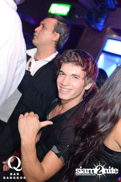 SUK 11 CLUB CRAWL — photo 34
