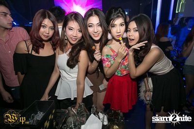 Countdown to 6 Anniversary Party — photo 35