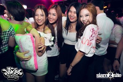 VRZO Party pres. Memories White Shirt — photo 100