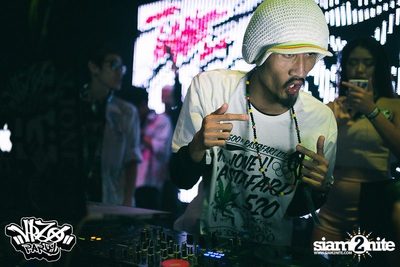 VRZO Party pres. Memories White Shirt — photo 32