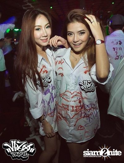 VRZO Party pres. Memories White Shirt — photo 111