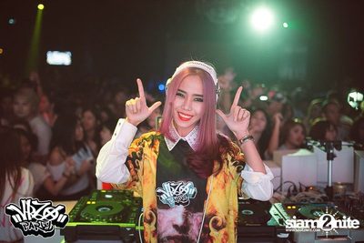 VRZO Party pres. Memories White Shirt — photo 42