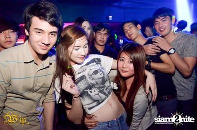 Countdown to 6 Anniversary Party — photo 20