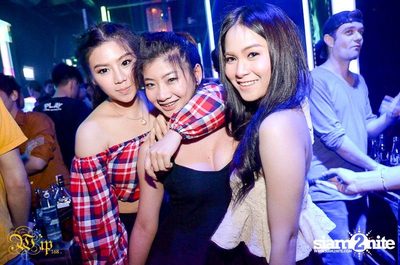 Countdown to 6 Anniversary Party — photo 15