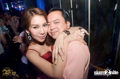 Countdown to 6 Anniversary Party — photo 8
