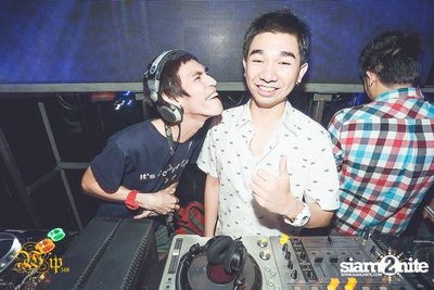Countdown to 6 Anniversary Party — photo 15