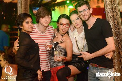 MODELO QORNER — photo 144