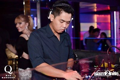 SUK 11 CLUB CRAWL — photo 97