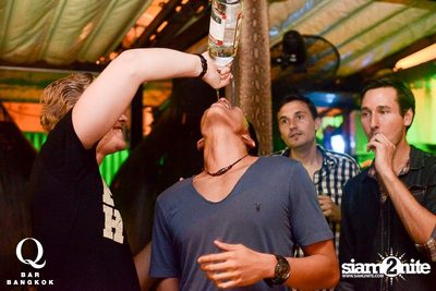 SUK 11 CLUB CRAWL — photo 13