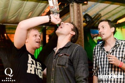 SUK 11 CLUB CRAWL — photo 14
