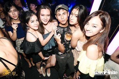 Saturday Night — photo 3