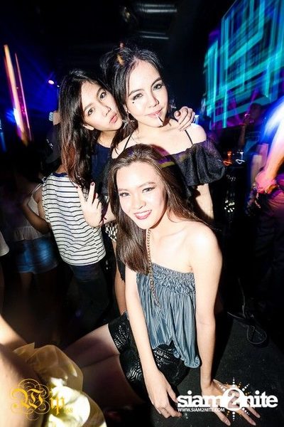 Saturday Night — photo 11