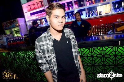 Countdown to 6 Anniversary Party — photo 9