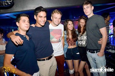 Countdown to 6 Anniversary Party — photo 97