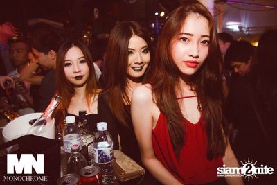Monochrome Halloween Party — photo 53