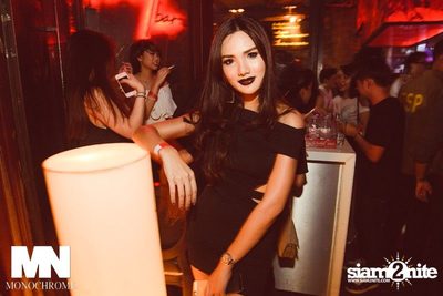 Monochrome Halloween Party — photo 126