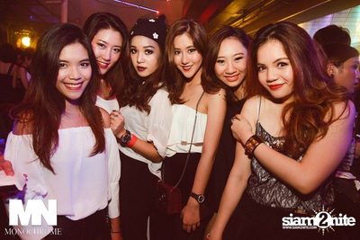 Monochrome Halloween Party — photo 65
