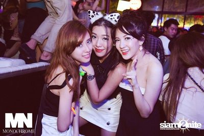 Monochrome Halloween Party — photo 177