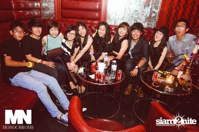 Monochrome Halloween Party — photo 6