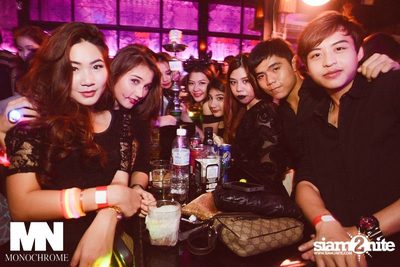 Monochrome Halloween Party — photo 44