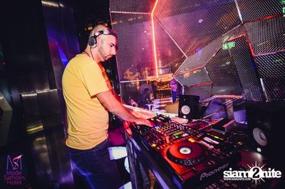 THE ROUGE REBELS - Vampires & Vixens — photo 12