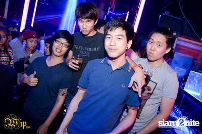 Countdown to 6 Anniversary Party — photo 17