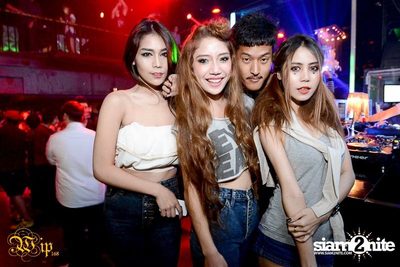 Countdown to 6 Anniversary Party — photo 3