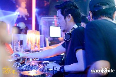 Countdown to 6 Anniversary Party — photo 93