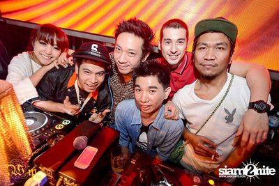 Countdown to 6 Anniversary Party — photo 1