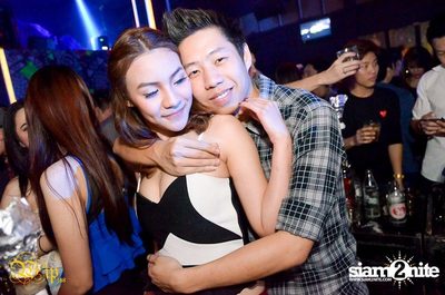 Countdown to 6 Anniversary Party — photo 3
