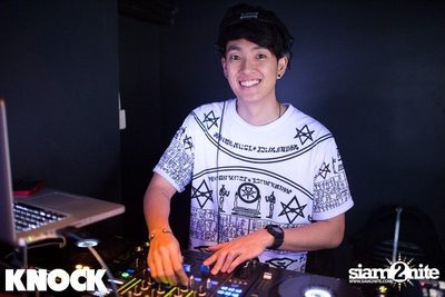 Knock pres. Black Light Party — photo 2