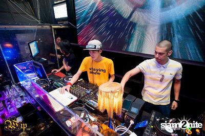 Countdown to 6 Anniversary Party — photo 9